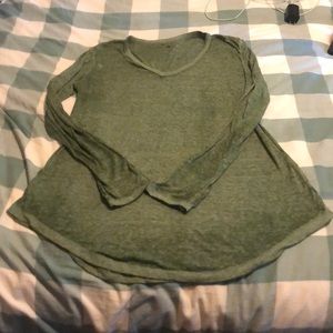 NWOT soft long sleeve tee